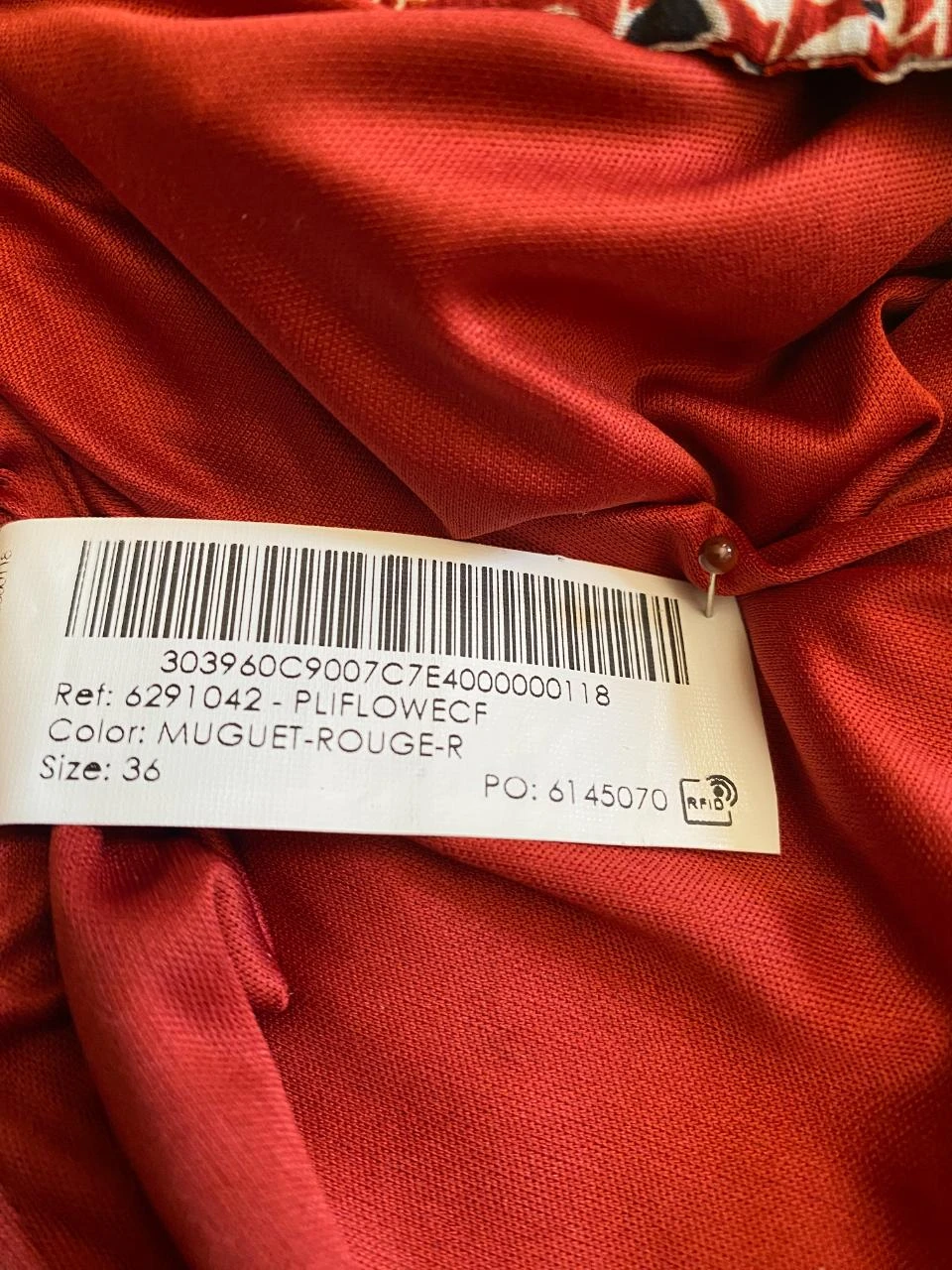 Bonobo pleated skirt size 36 – Red with graphic print, fluid and elegant – photo 10